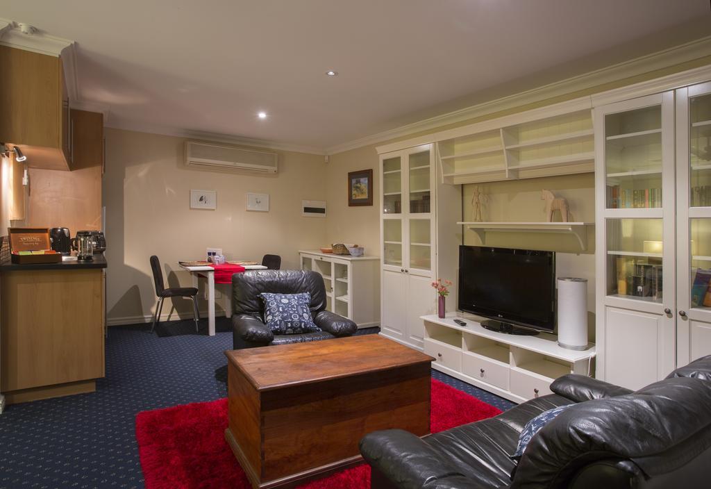 Murray River Lodge Luxury Boutique Accommodation B&B - Adults Only North Yunderup Room photo